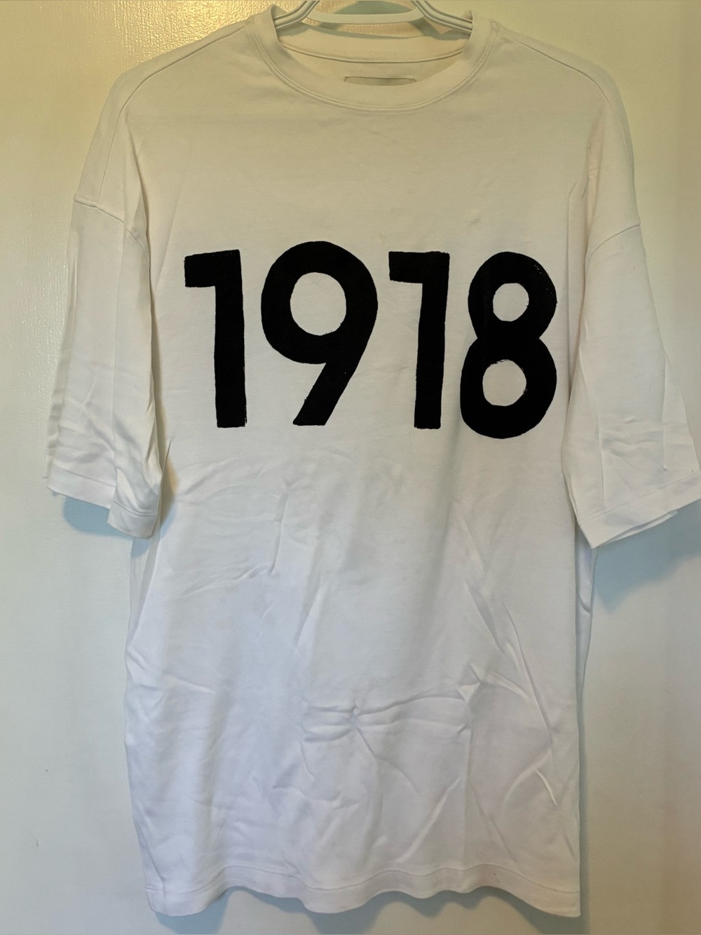 OVERSIZED GRAPHIC TSHIRT
